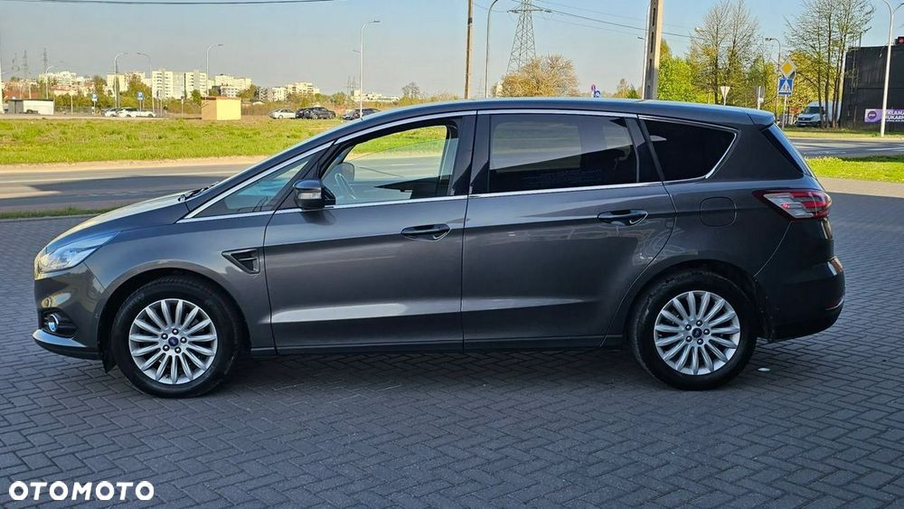Ford S-Max - 33