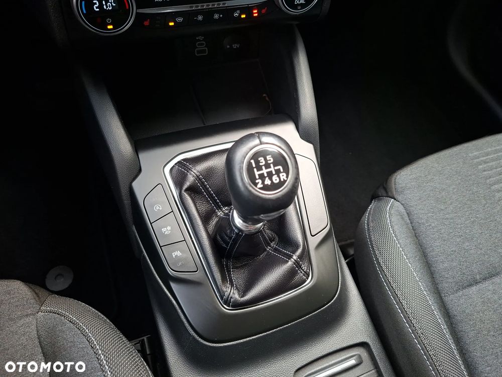 Ford Focus 1.0 EcoBoost mHEV Active X - 31