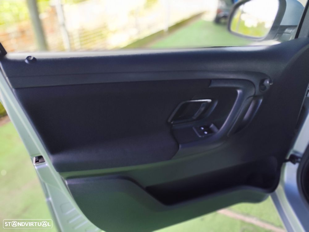 Skoda Fabia Break 1.2 TDi Active Plus - 19