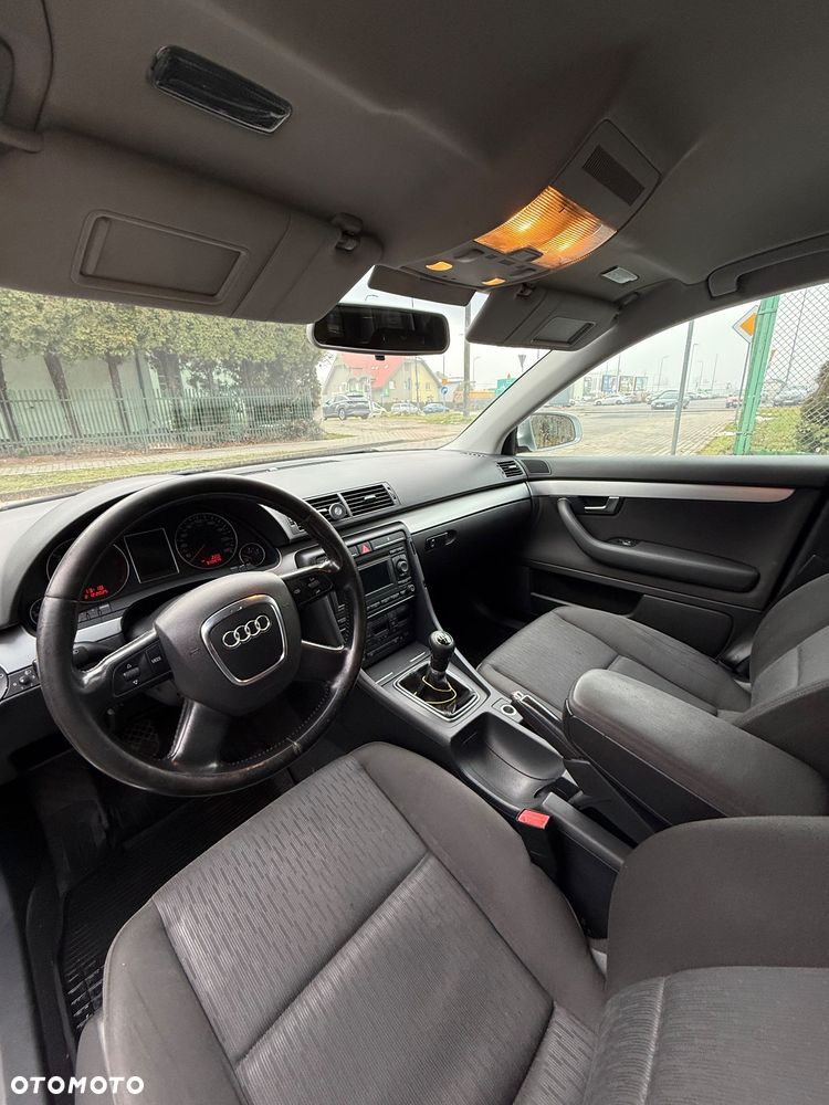 Audi A4 Avant 2.0 TDI - 16