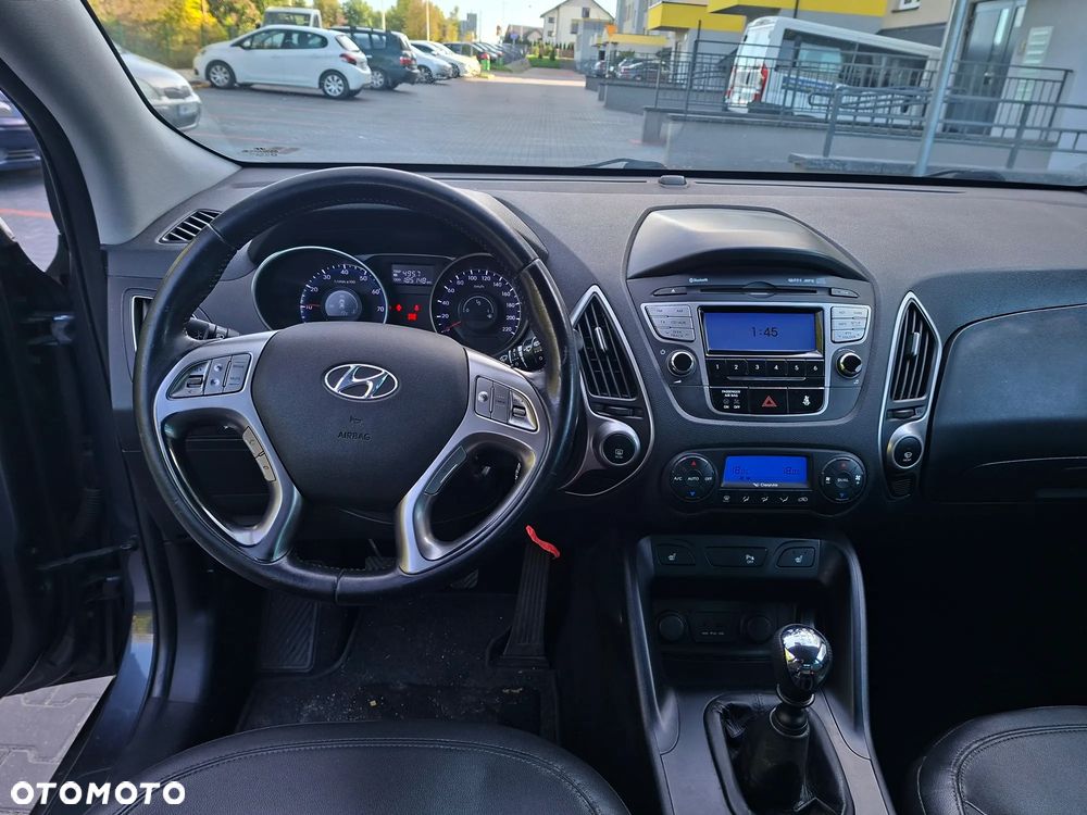 Hyundai ix35 1.6 2WD blue Trend - 11