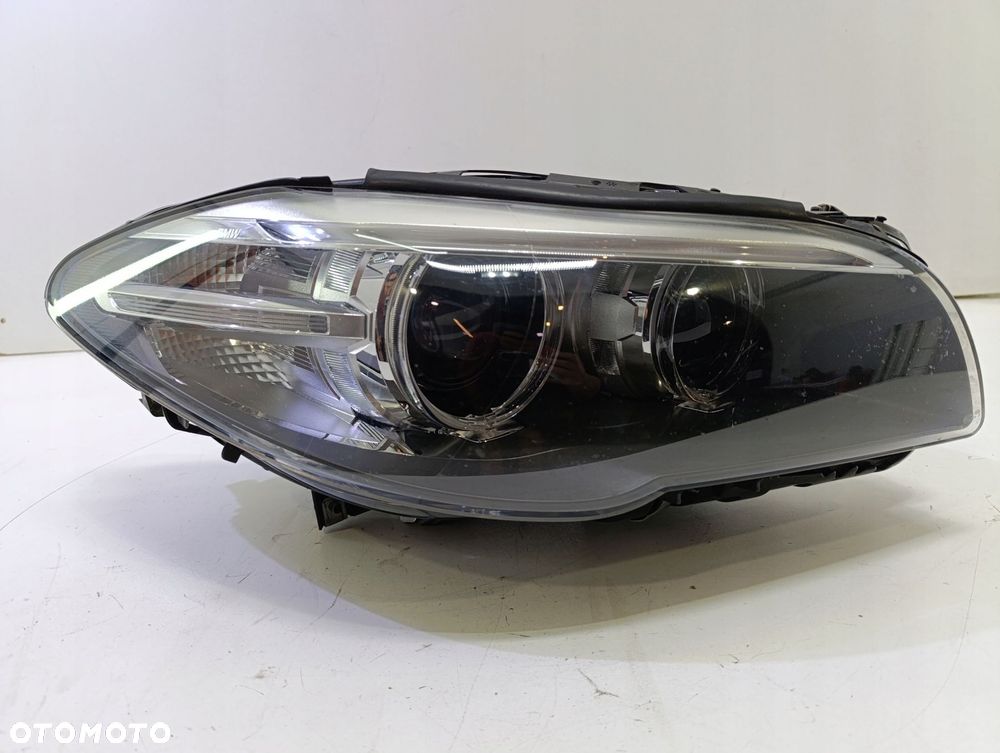 bmw f10 f11 prawa przednia lampa lift kompletna europa 7317132 - 1