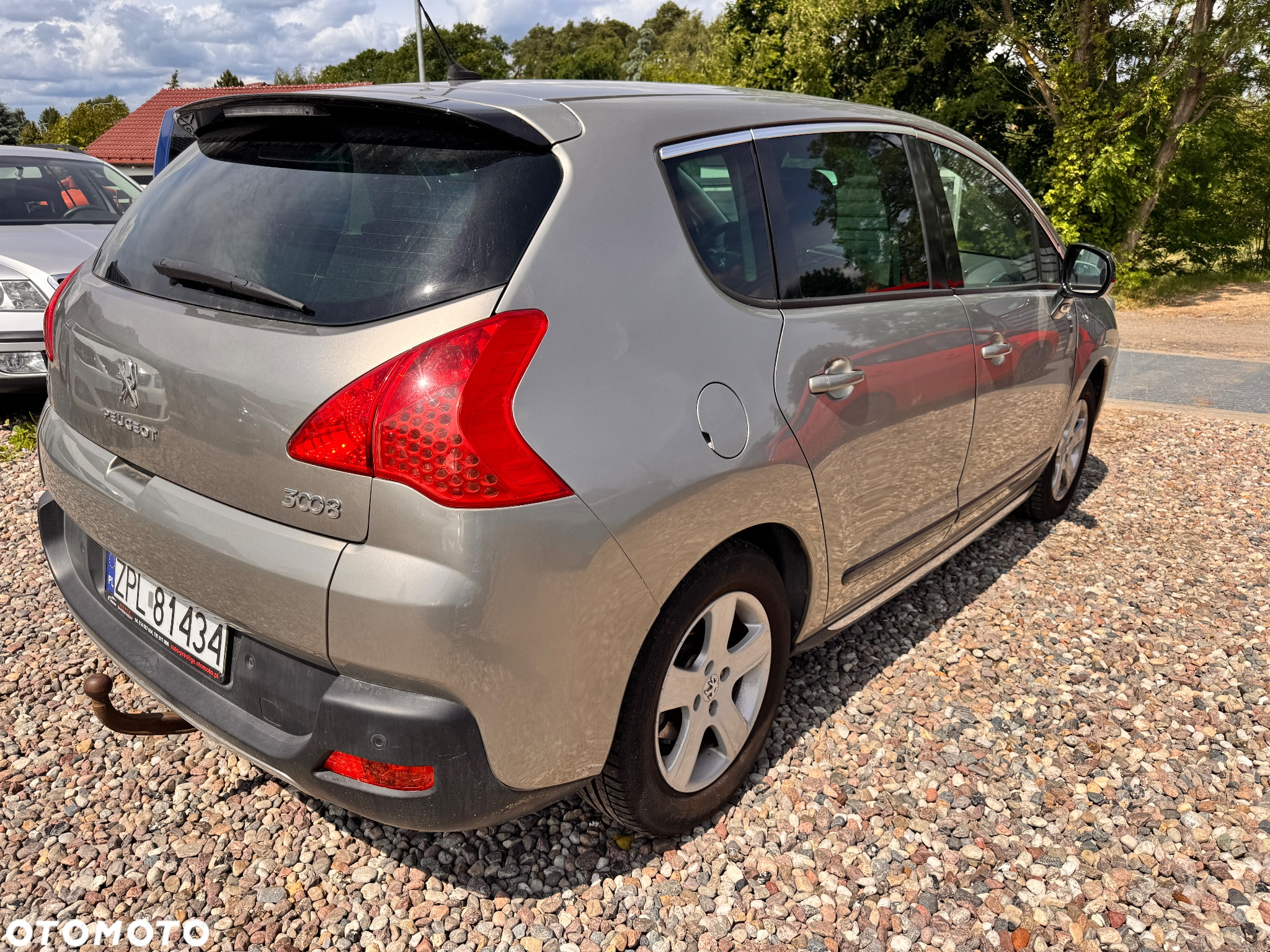 Peugeot 3008 2.0 HDi HYbrid4 - 5
