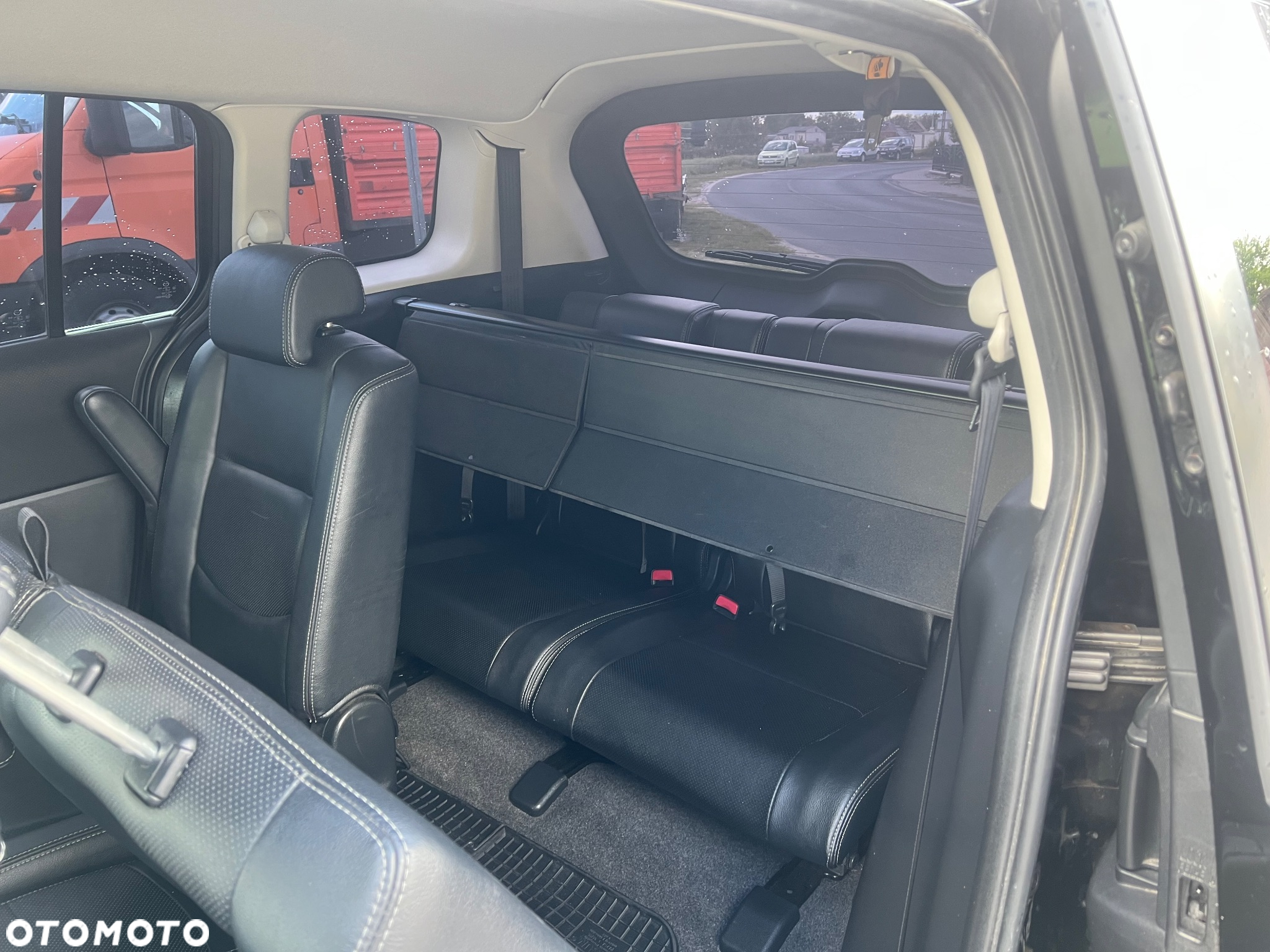 Mazda 5 2.0 Sport - 32