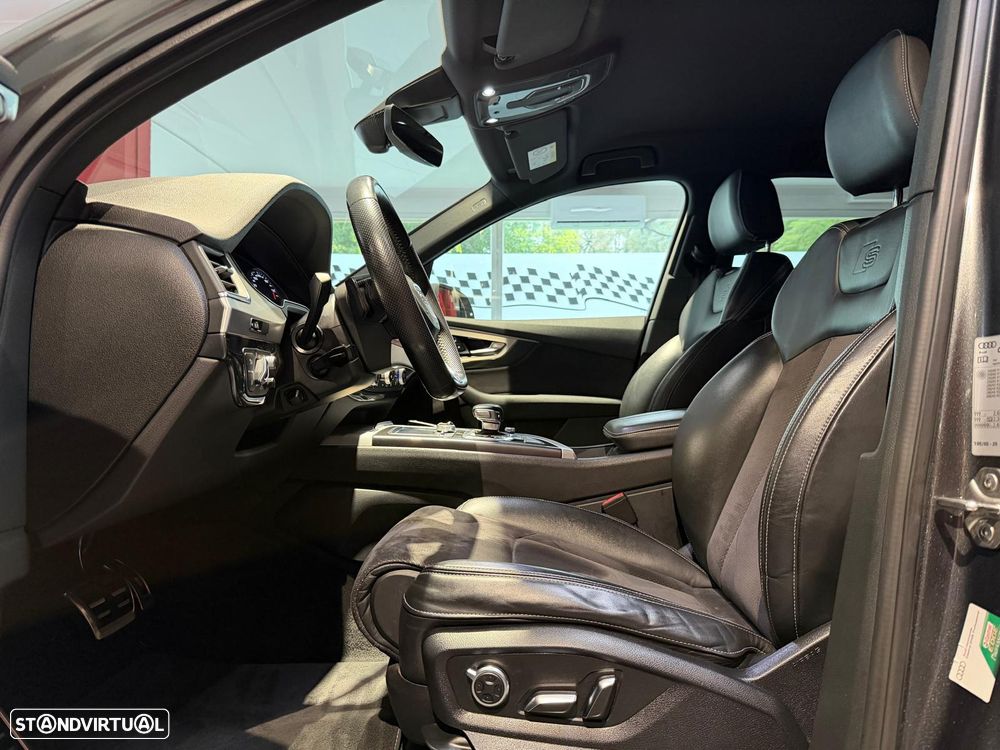 Audi Q7 3.0 TDI quattro S-line Tiptronic 7L - 15