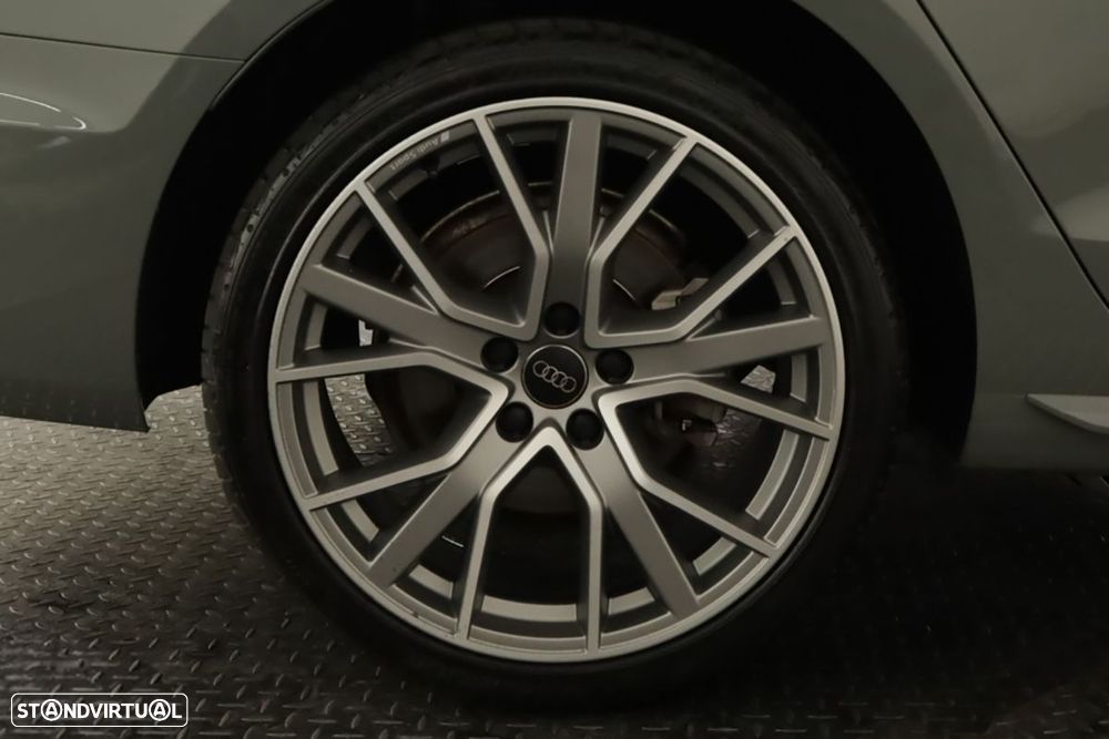 Audi A4 Avant 35 TDI S line S tronic - 5