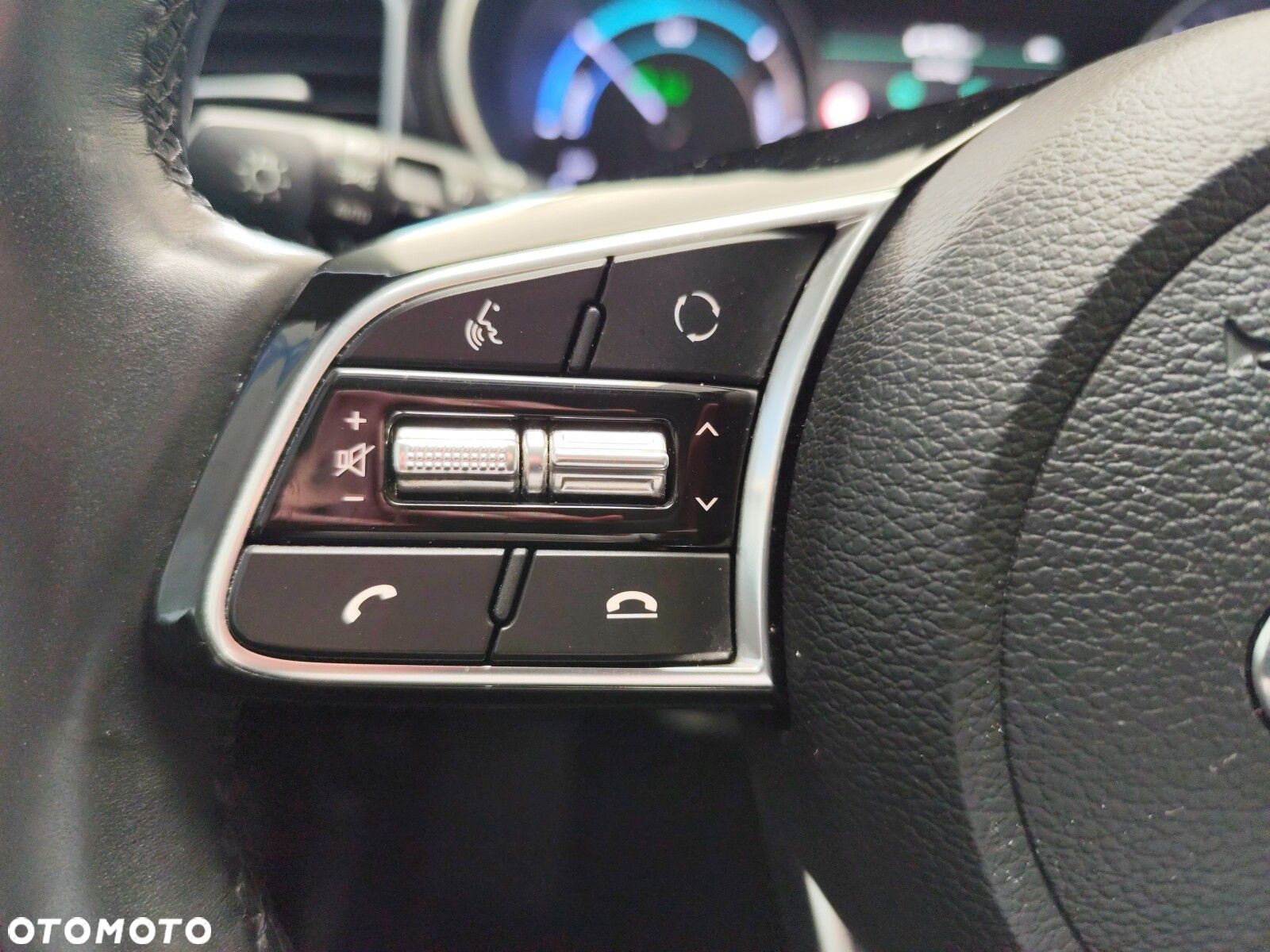 Kia XCeed - 24