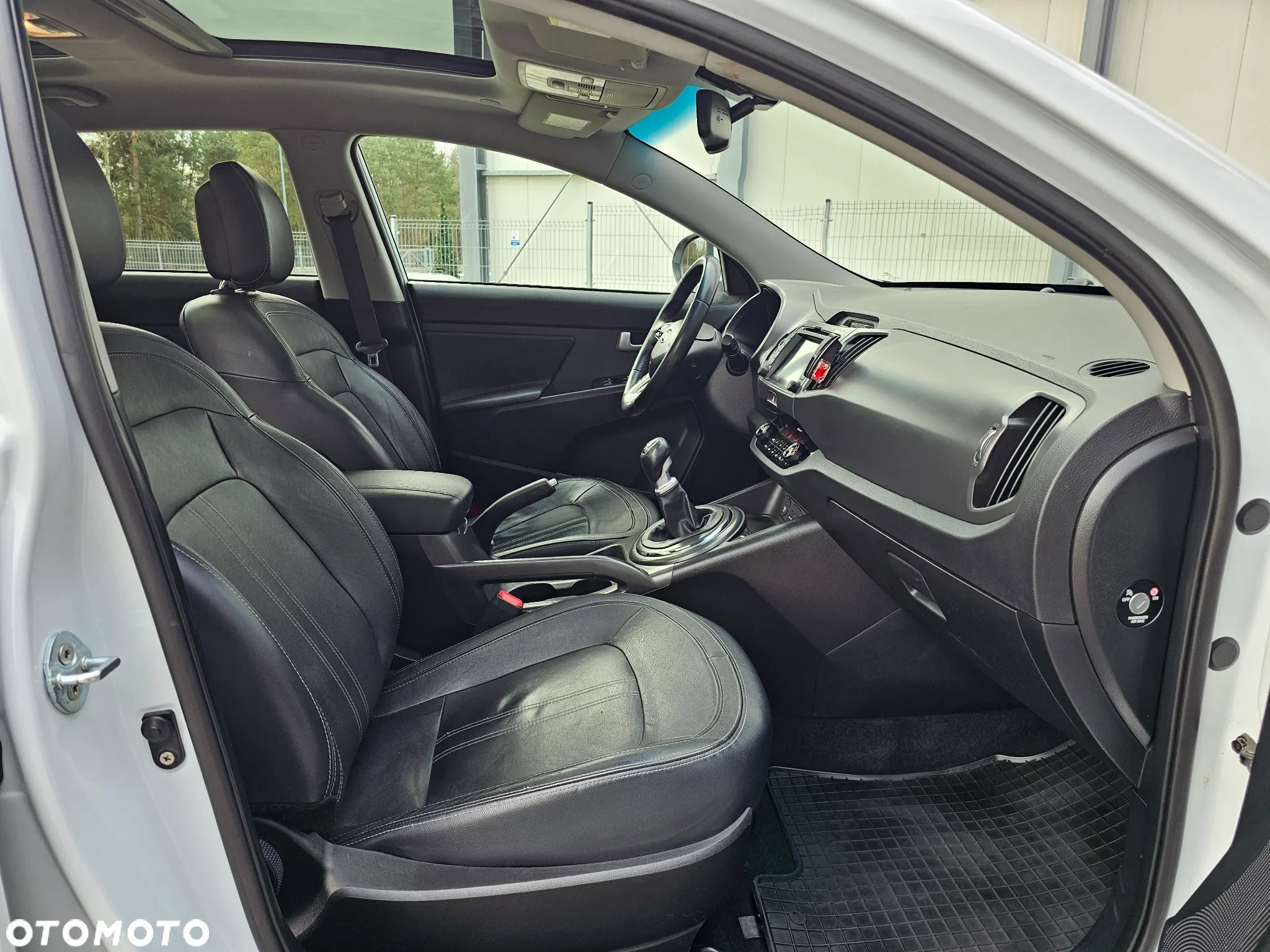 Kia Sportage 2.0 CRDI XL - 29