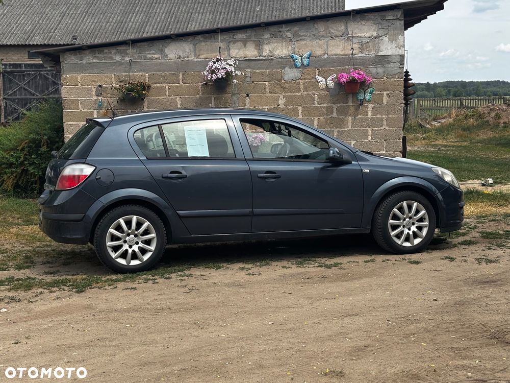 Opel Astra 1.7 CDTI 111 - 4
