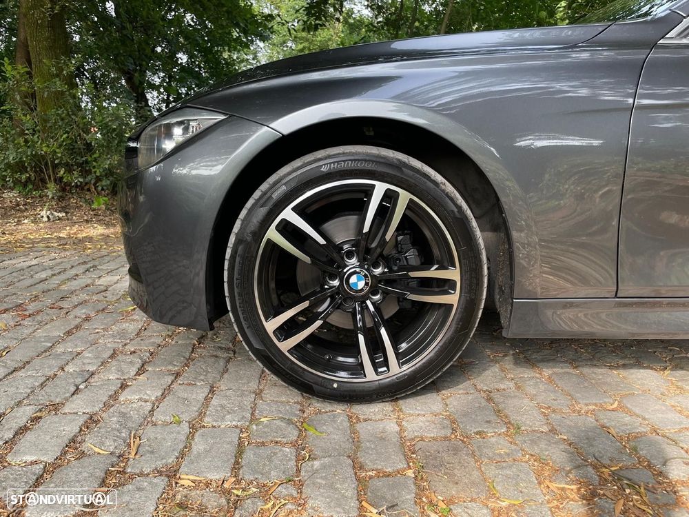 BMW 320 d Touring xDrive Pack M Auto - 10