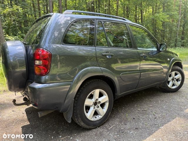 Toyota RAV4 2.0 VVT-i Sol - 3