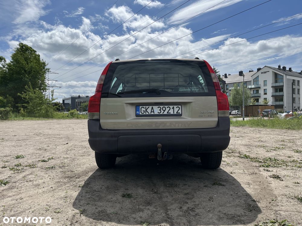Volvo XC 70 - 4