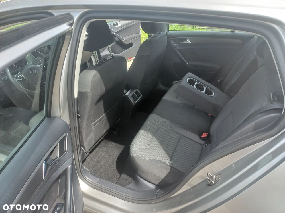 Volkswagen Golf 1.2 TSI BMT Trendline - 16