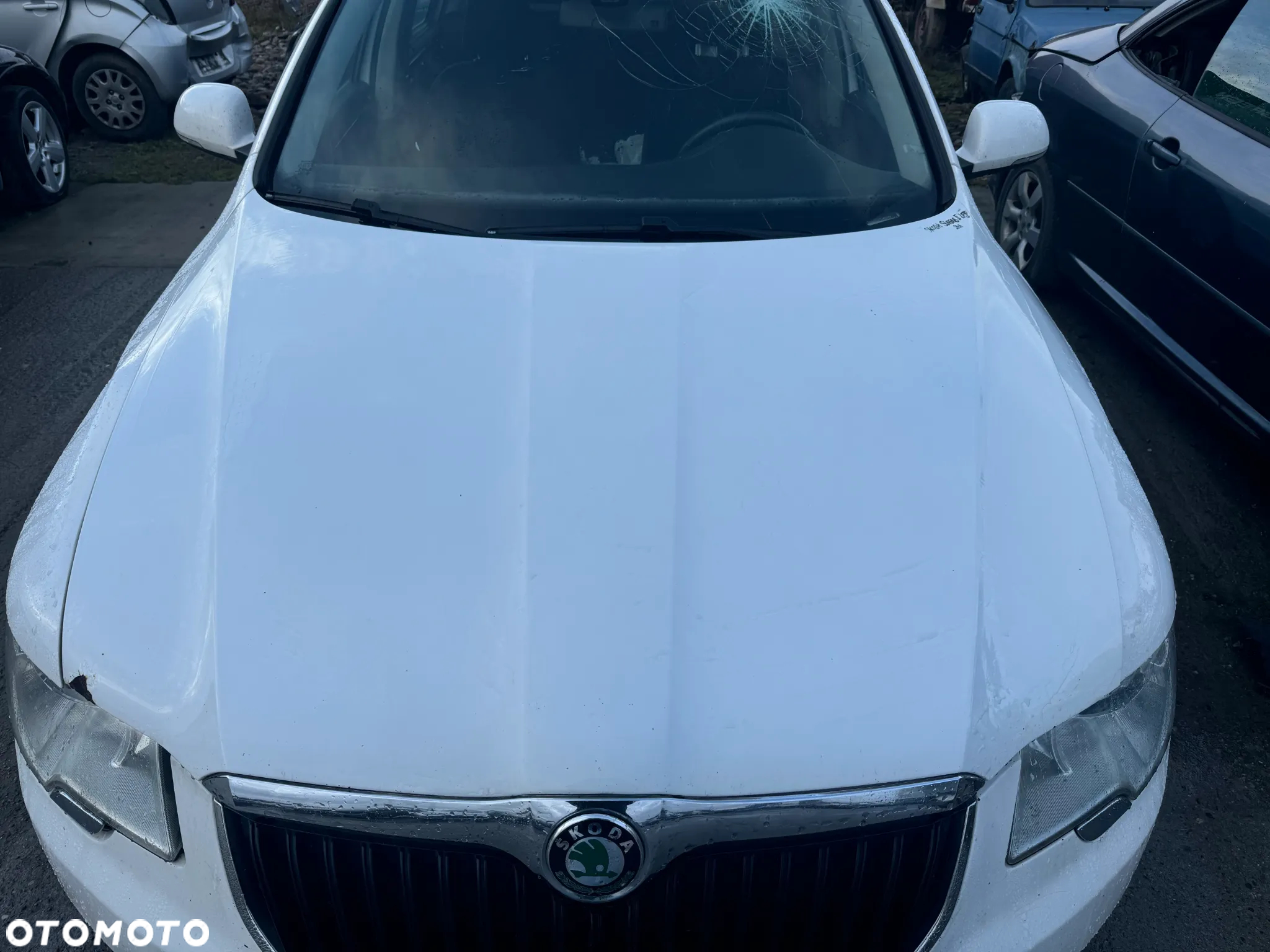 SKODA SUPERB II MASKA POKRYWA SILNIKA LF9E - 2