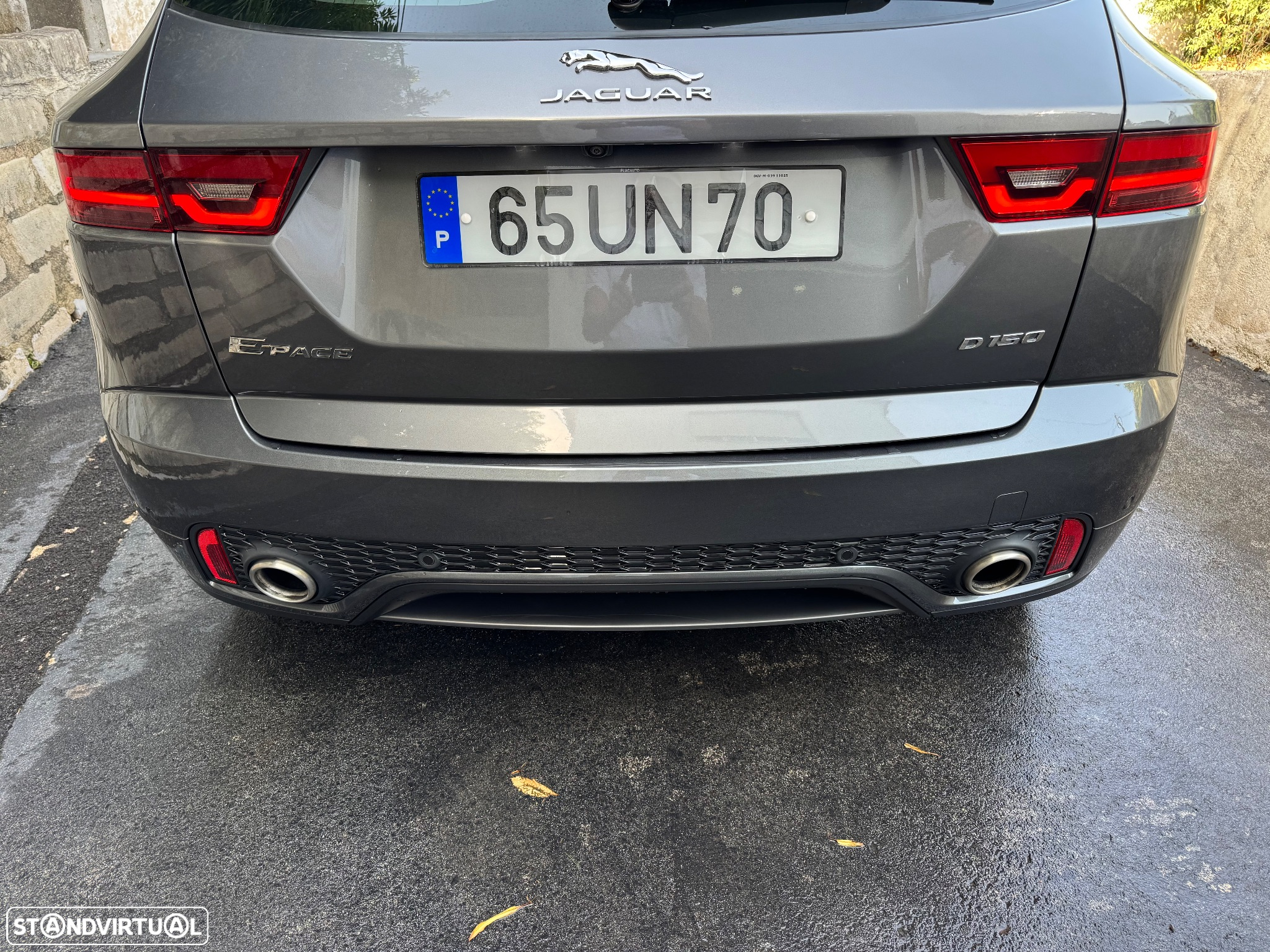 Jaguar E-Pace 2.0 i4D R-Dynamic S - 10