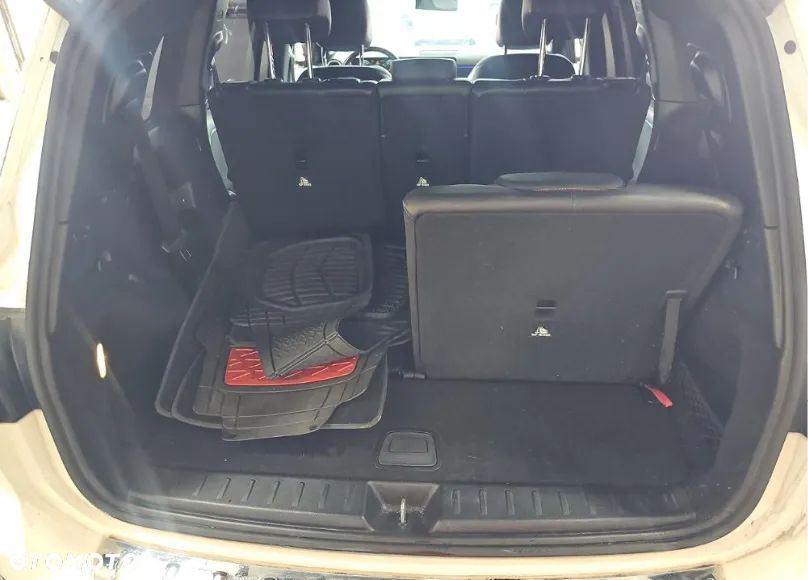 Mercedes-Benz GLB 250 4Matic 8G-DCT AMG Line - 13