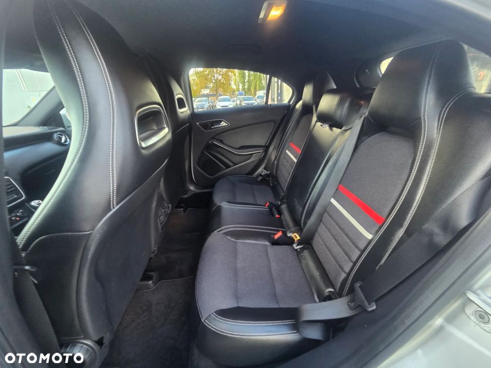 Mercedes-Benz Klasa A 180 StreetStyle - 29
