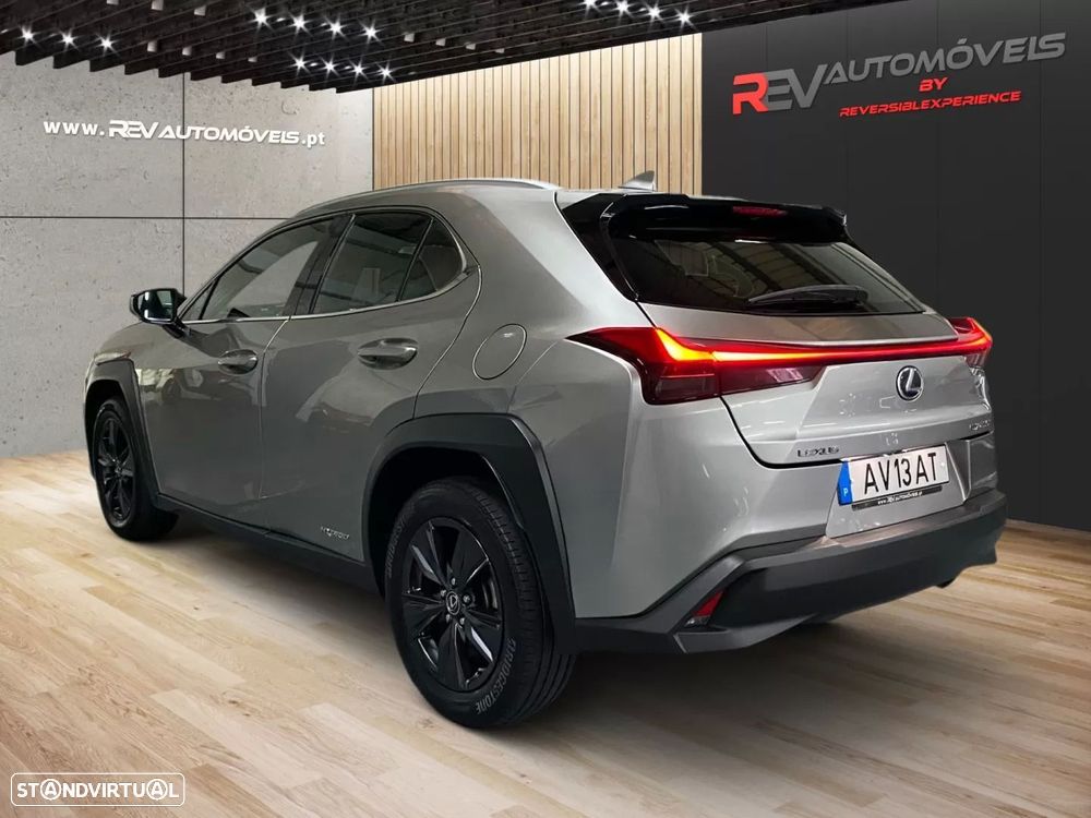 Lexus UX 250h Executive+ - 4