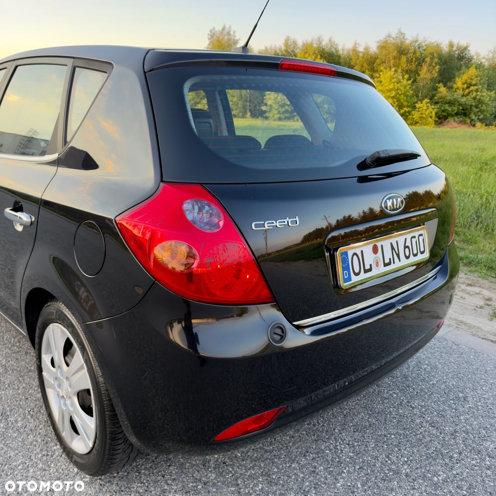 Kia Ceed 1.6 Comfort - 40