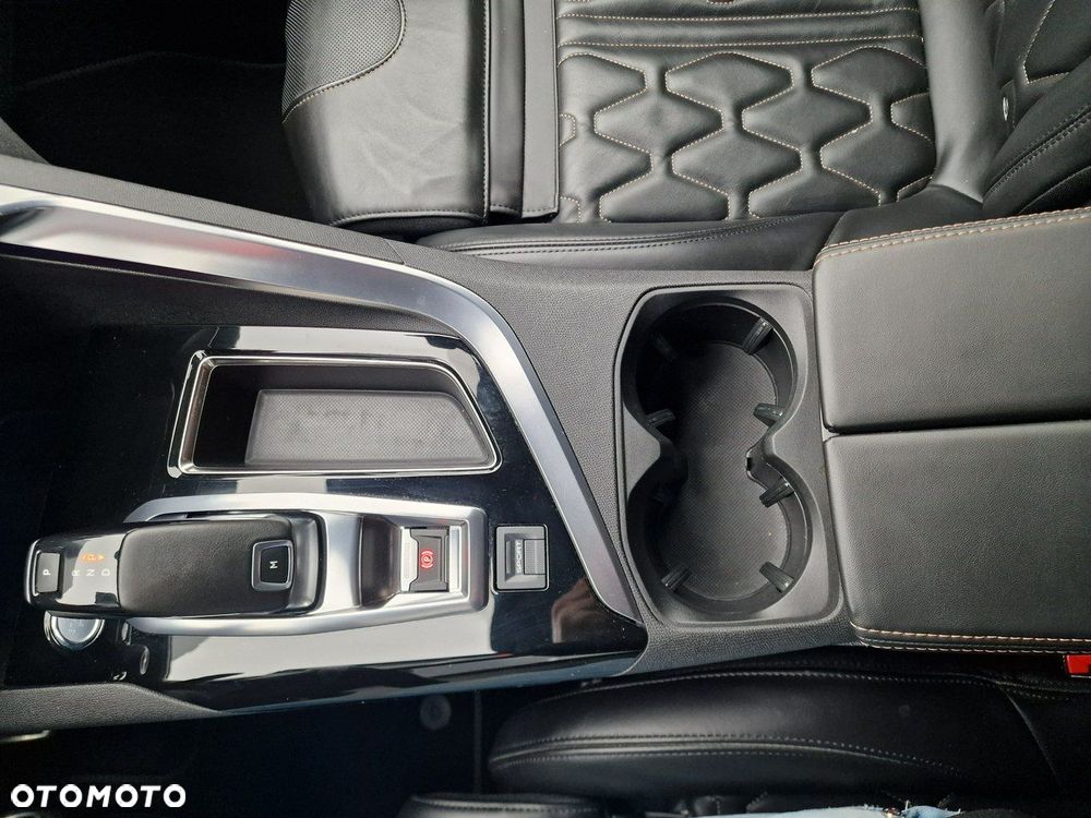 Peugeot 3008 BlueHDi 180 Stop & Start EAT8 GT - 34