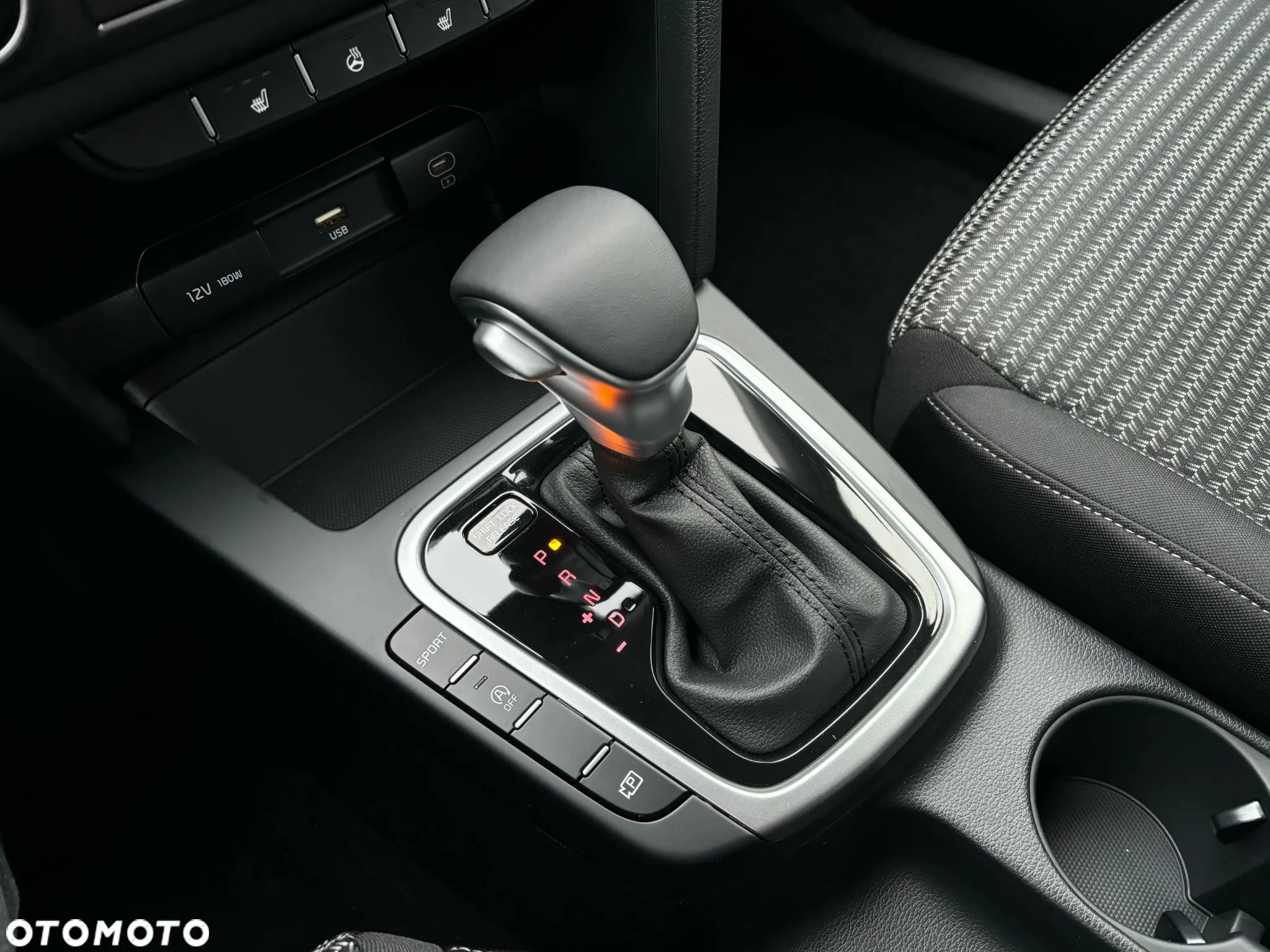 Kia XCeed 1.6 T-GDI M DCT - 17
