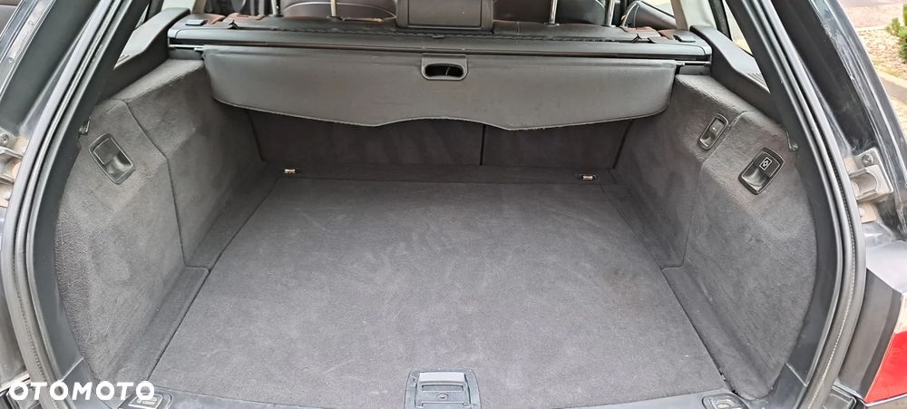 BMW Seria 5 525i - 13