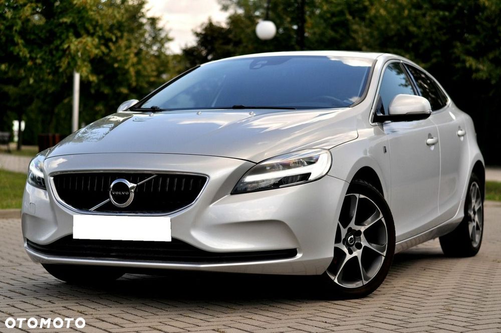 Volvo V40 D2 Drive-E Ocean Race - 13