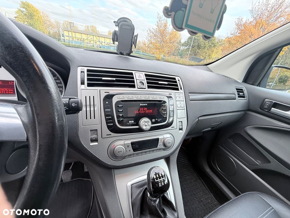 Ford Kuga 2.0 TDCi Titanium - 9