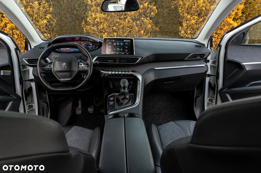 Peugeot 3008 PureTech 130 Stop & Start GPF Active - 23