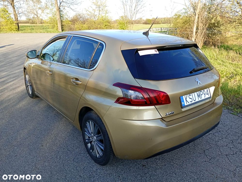 Peugeot 308 - 4