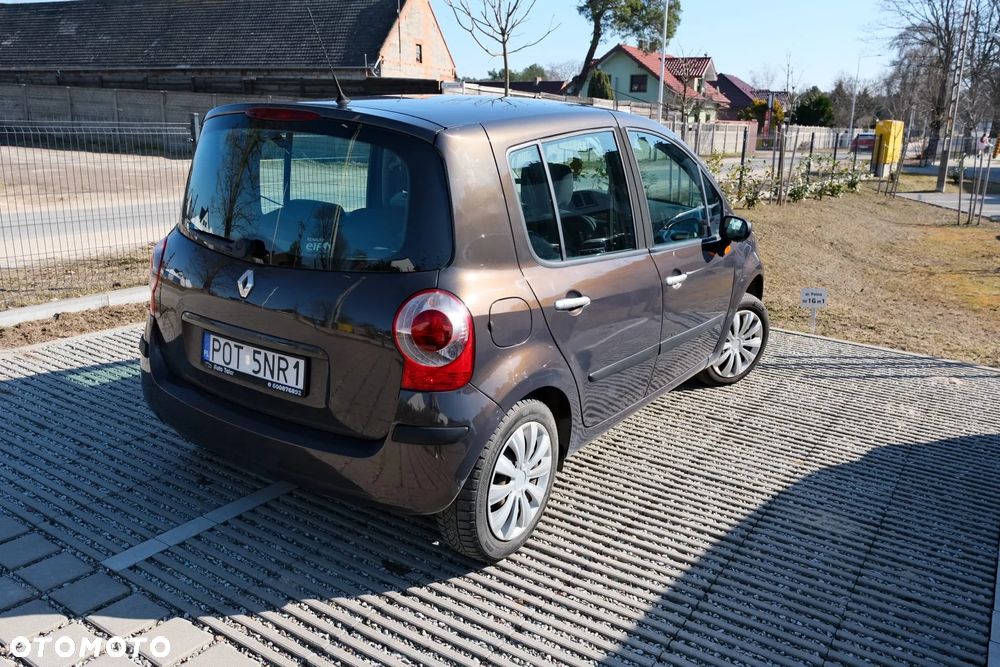 Renault Modus 1.2 Confort Authentique - 4