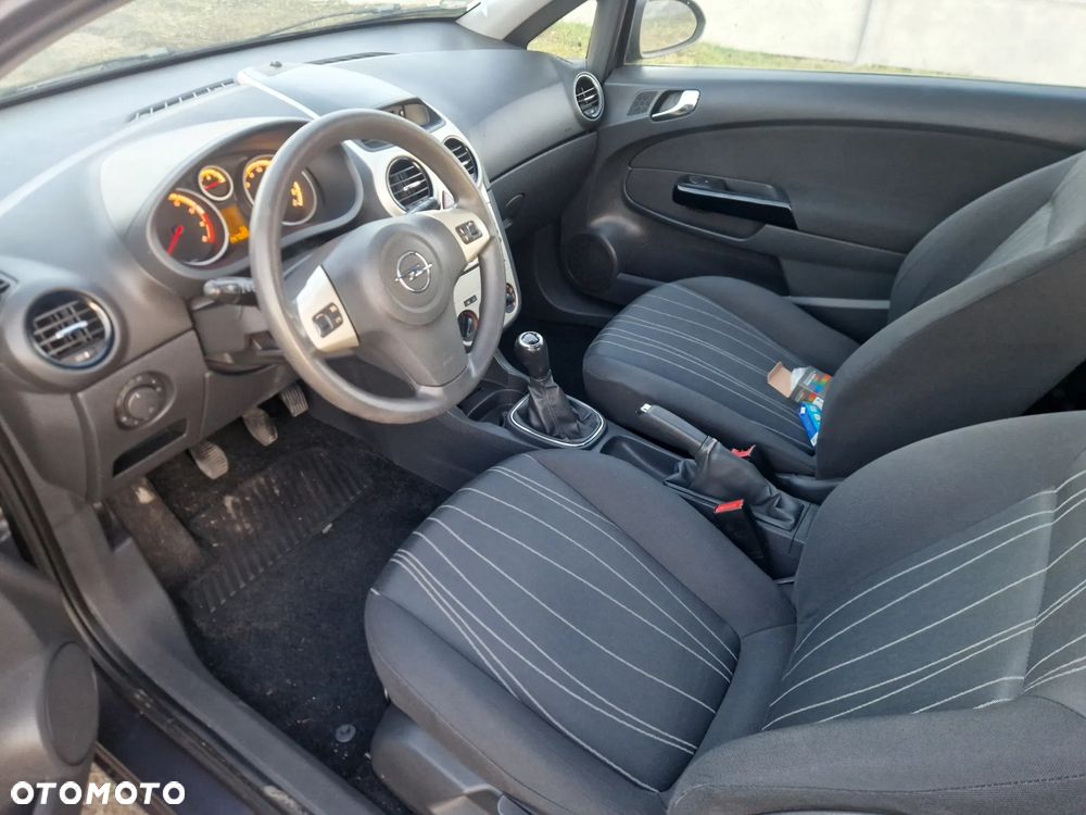 Opel Corsa 1.2 16V Innovation - 13