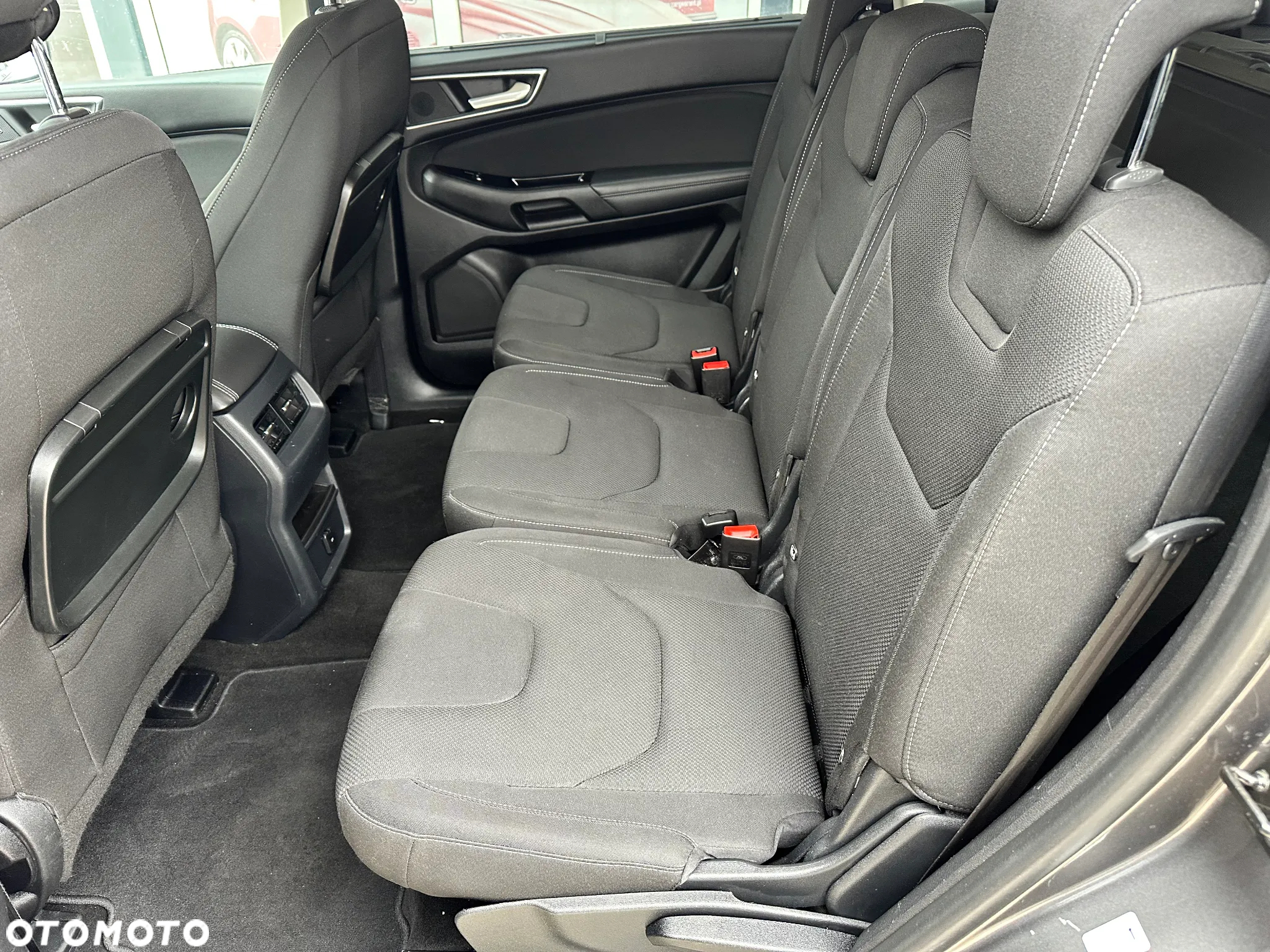 Ford S-Max 1.5 Eco Boost Start-Stopp Titanium - 27