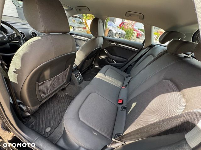 Audi A3 Sportback 1.5 TFSI S tronic - 16