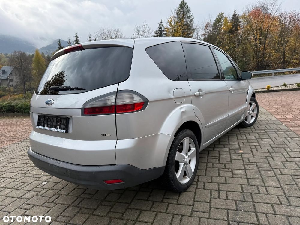 Ford S-Max - 5