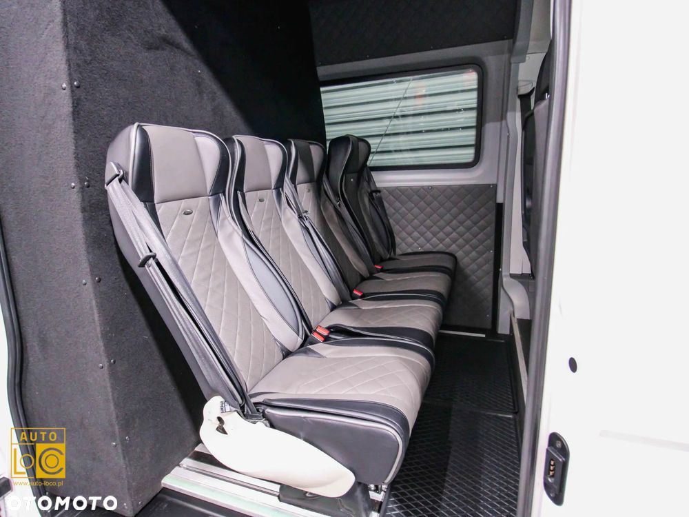 Volkswagen CRAFTER BRYGADÓWKA 7 OSÓB - 11