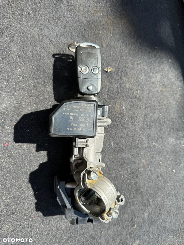 HONDA CRV III STACYJKA Z KLUCZYKIEM 2006-2012 ROK