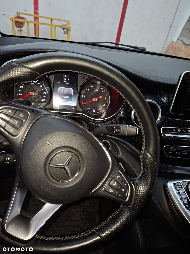 Mercedes-Benz Klasa V 250 d Exclusive 7G-Tronic - 3