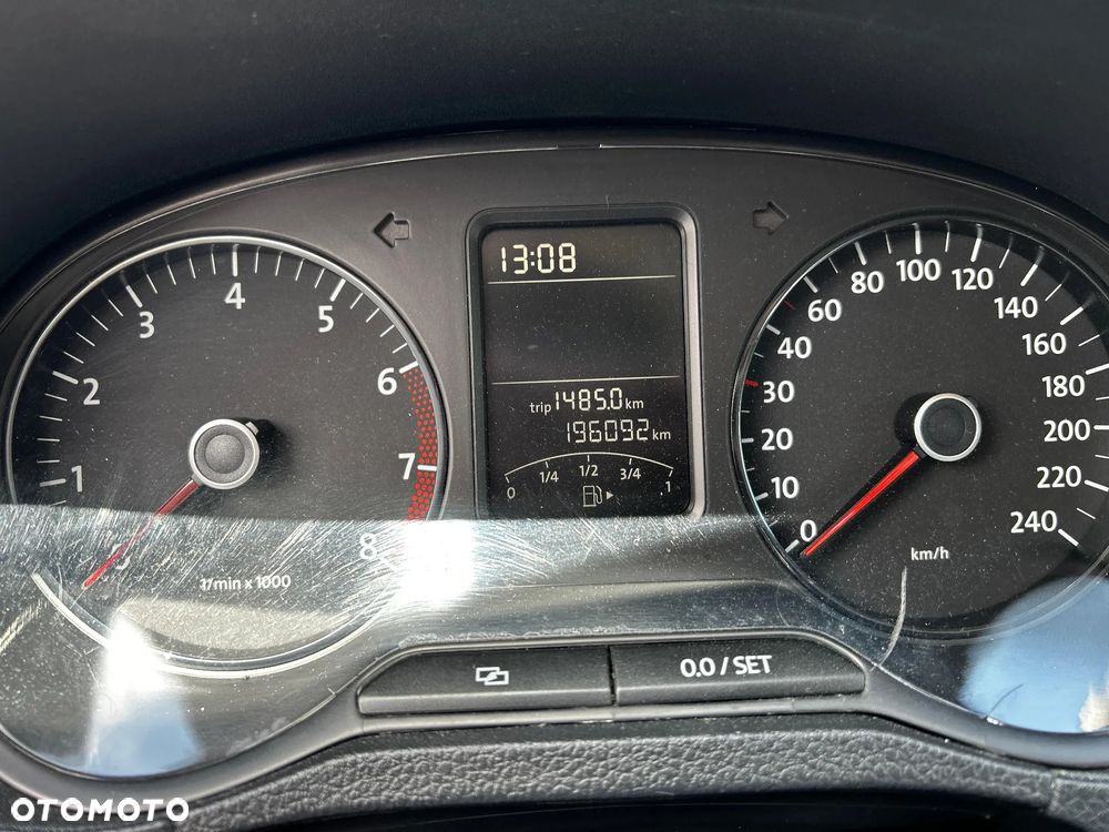 Volkswagen Polo 1.4 FSI Trendline - 11