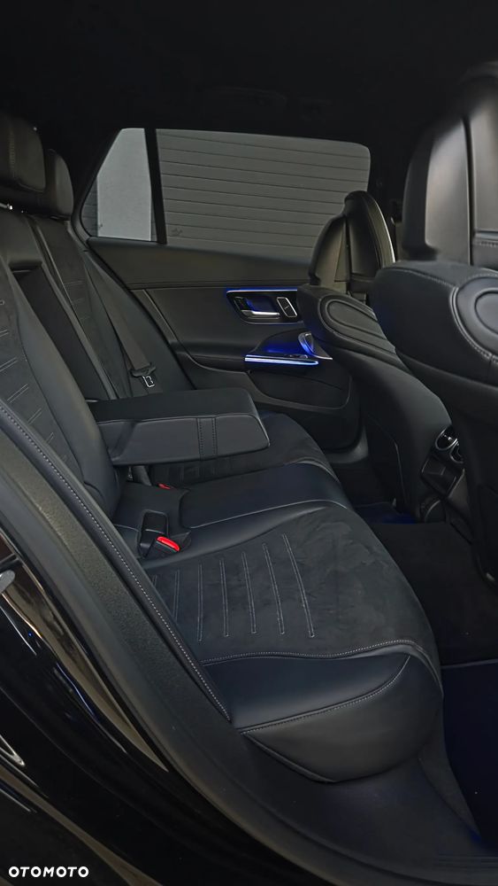Mercedes-Benz Klasa C 300 de 9G-TRONIC - 15