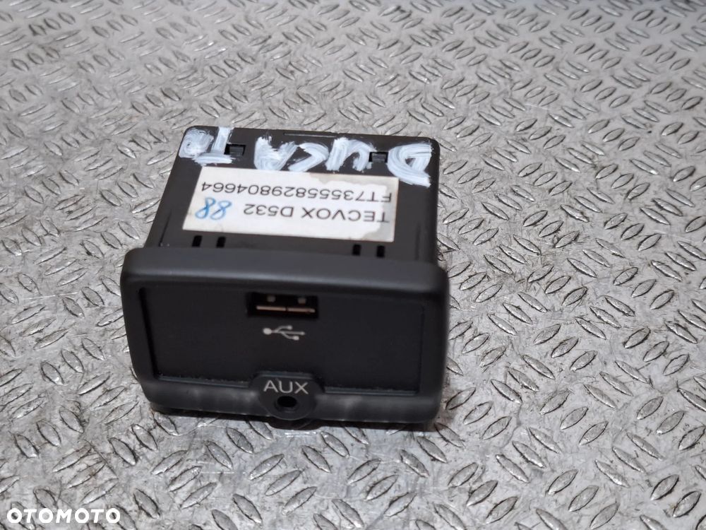 Gniazdo USB AUX Fiat Ducato III Rok 2015 - 1