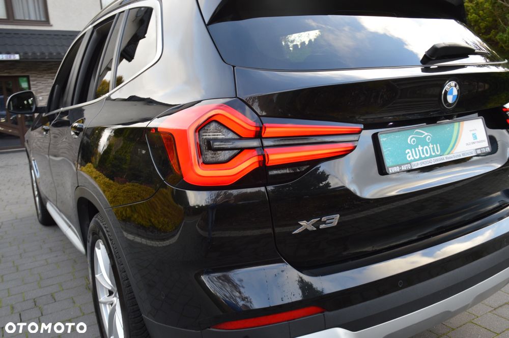 BMW X3 sDrive18d Business Edition sport - 38
