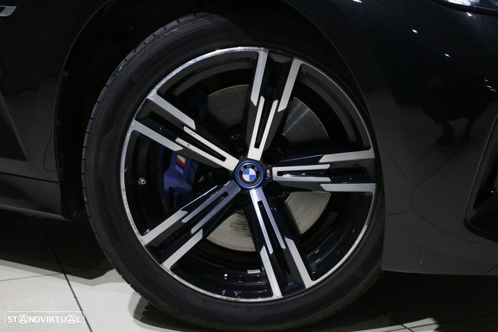 BMW 330 e Pack Desportivo M Auto - 55