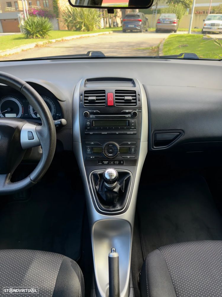 Toyota Auris 1.4 D-4D ACtive+VSC 110g - 15