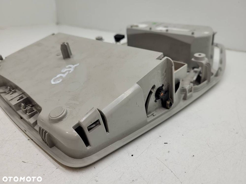 LAMPKA SUFITOWA PODSUFITKI SCHOWEK FORD C-MAX - 7