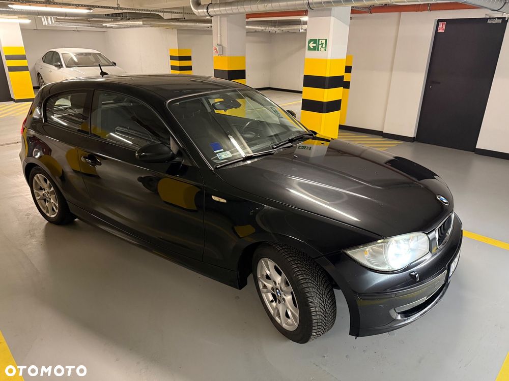 BMW Seria 1 120d DPF Edition Sport - 6