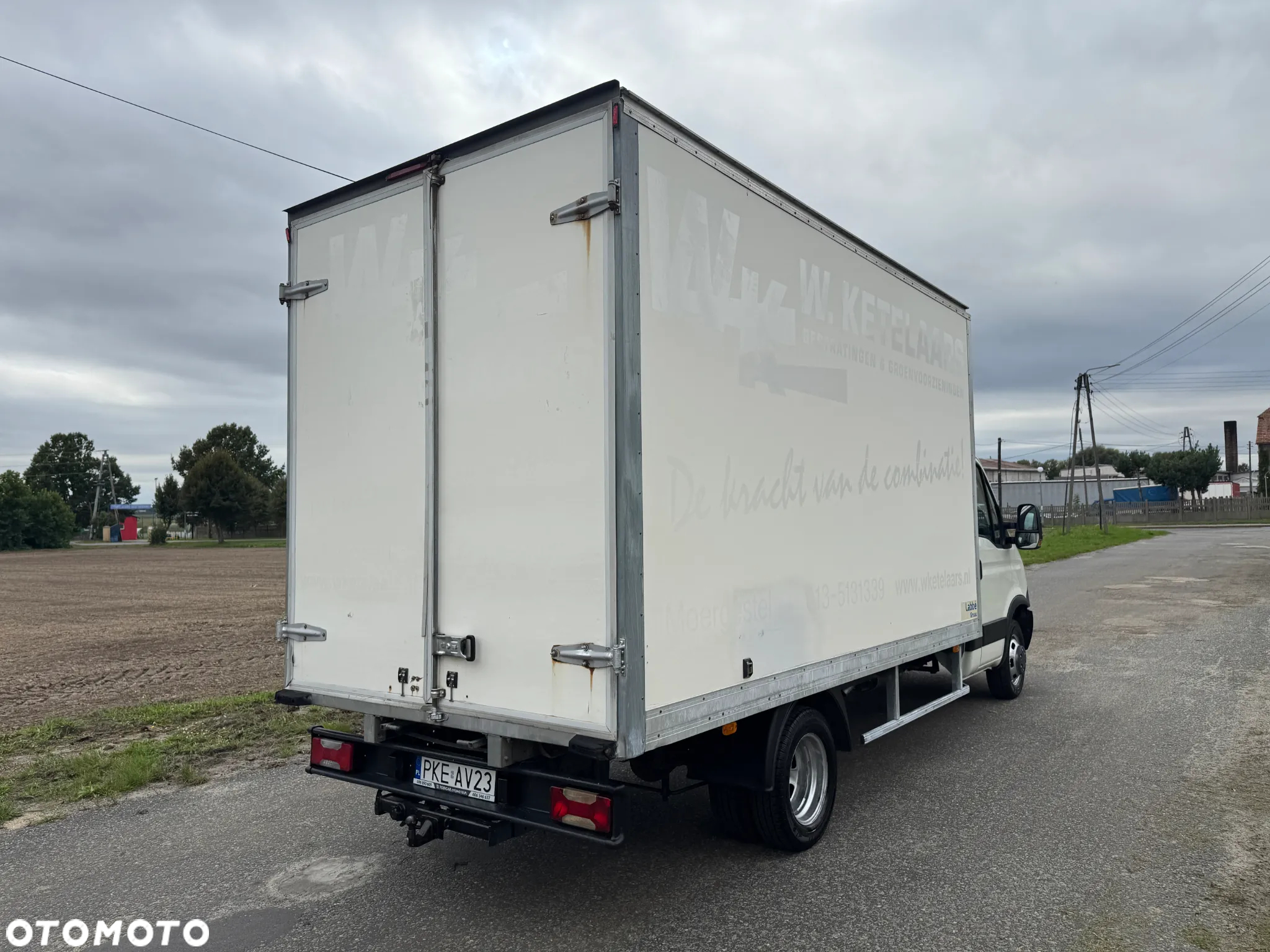 Iveco 35C15 * 3.0 / 150KM * Kontener / Rama * Koła bliźniacze * Rozstaw osi: 4.1m * - 10