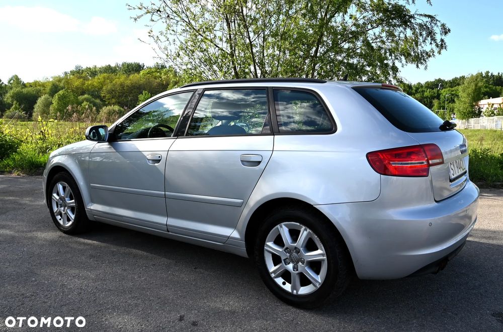 Audi A3 Sportback - 16