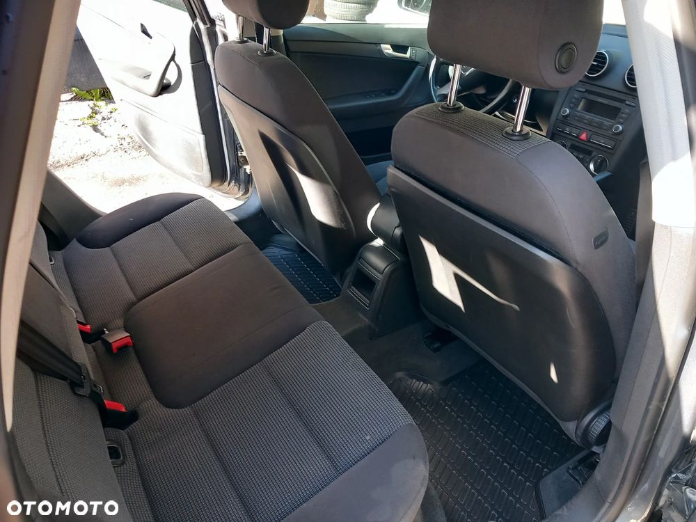 Audi A3 Sportback 1.9 TDI Ambition - 11