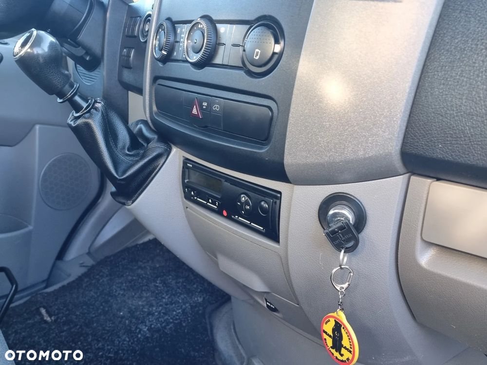 Volkswagen Crafter - 14